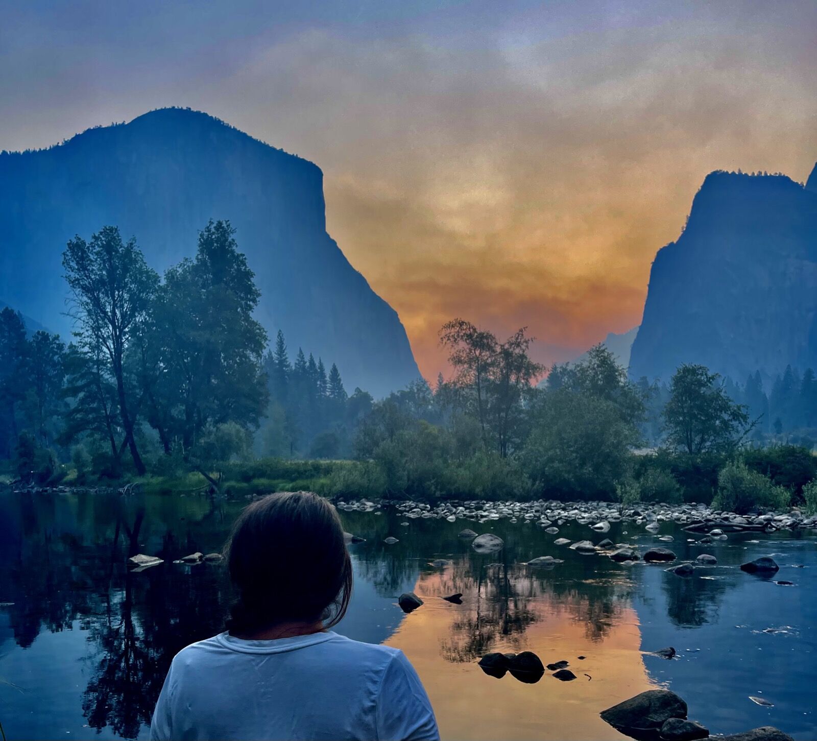 Sunset light on the granite walls of Yosemite Valley